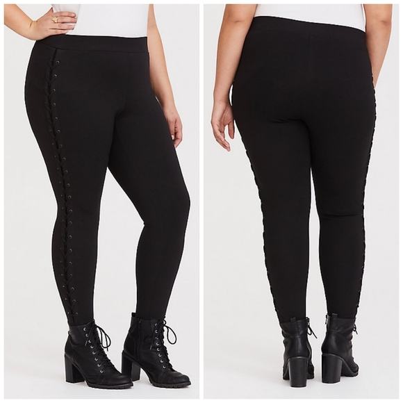 torrid Pants - Torrid Black Pixie Pants w/ Side Lattice Trim